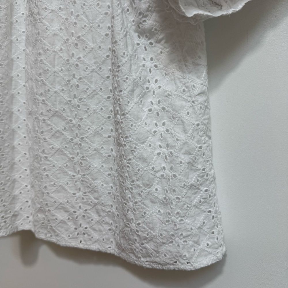 Draper James V-Neck Short Sleeve Eyelet Embroidered Top XL - Picture 10 of 13